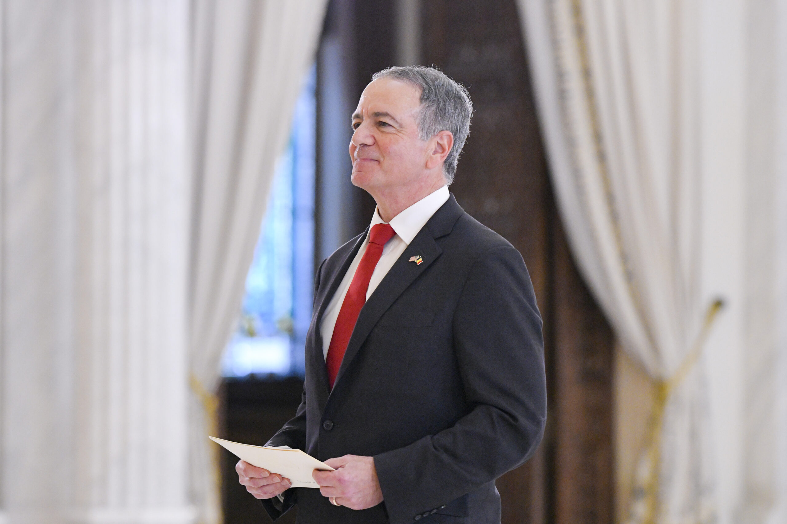 Mesajul Ambasadei SUA de 4 Iulie. Ambasadorul Darryl Nirenberg: Libertatea necesită implicare și muncă. 3 Mesajul Ambasadei SUA de 4 Iulie Ambasadorul Darryl Nirenberg Libertatea necesita implicare si munca