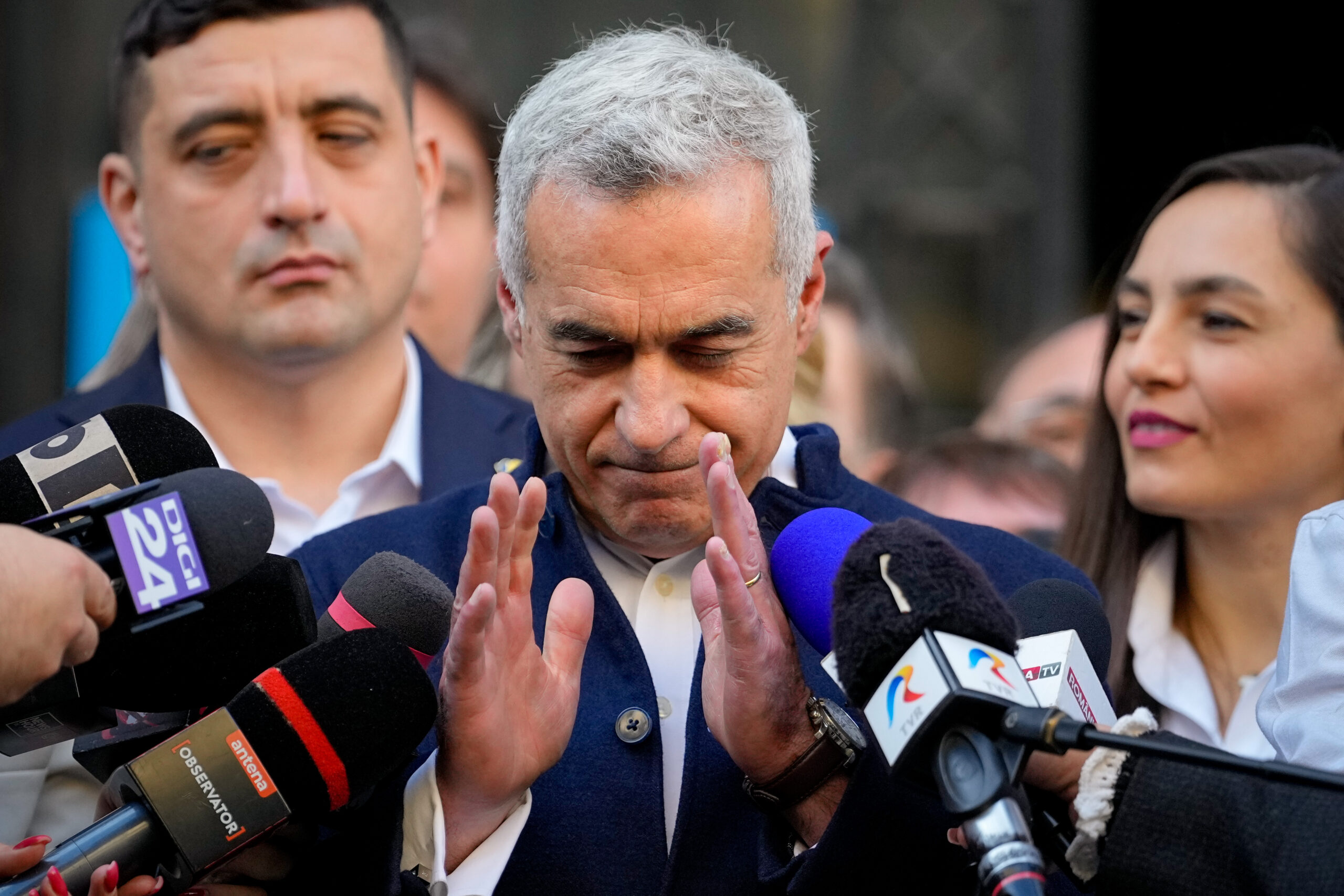 Razboi in tabara suveranista Anamaria Gavrila ataca AUR Nu a votat pentru ca Bolojan sa plece Spor la propaganda