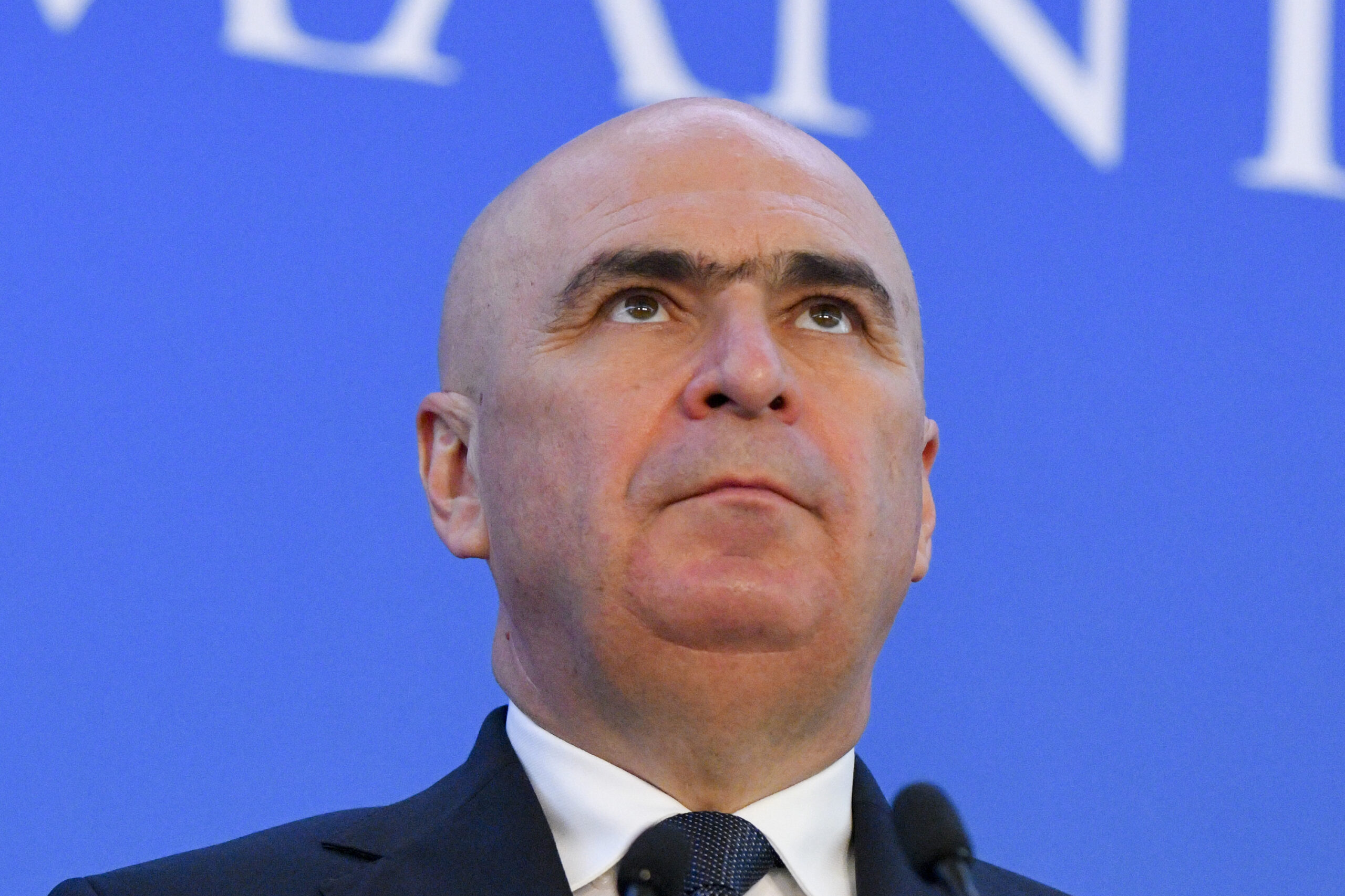 Bolojan dezminte teoriile suveraniste privind reținerea apei Dunării de către alte țări: „Nu au nicio legătură cu realitatea” 3 Bolojan dezminte teoriile suveraniste privind retinerea aplei Dunariei de catre alte tari Nu au nicio legatura cu realitatea