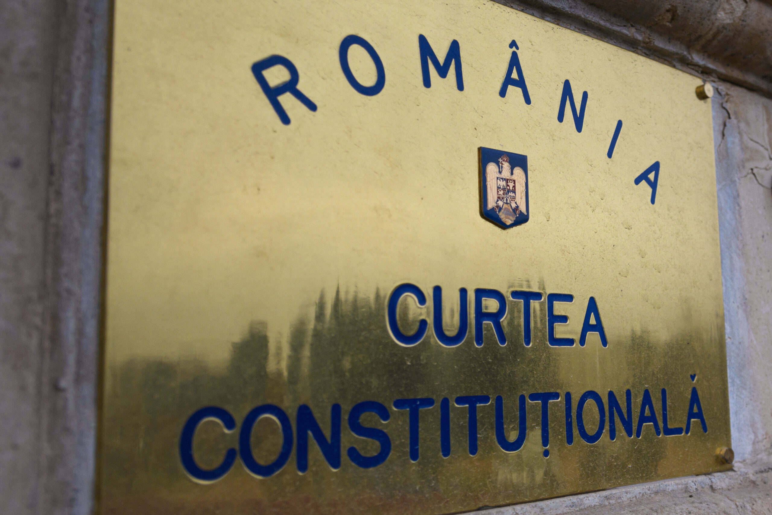 CCR discuta astazi sesizarile privind noua lege ANI Nicusor Dan PNL si USR au contestat o