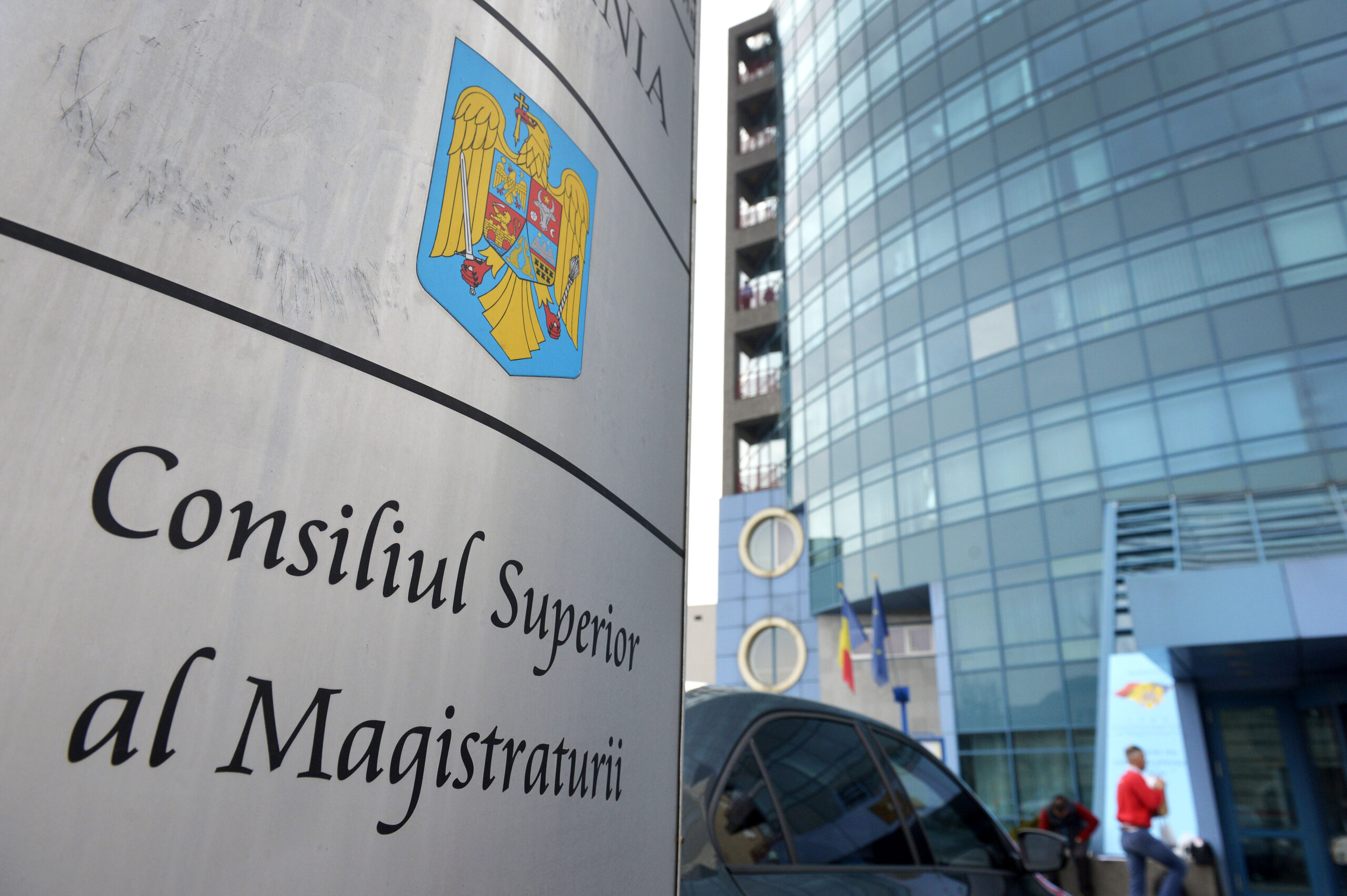 CSM Noua structura de salarizare pozitioneaza magistratii sub ministri si alesii locali