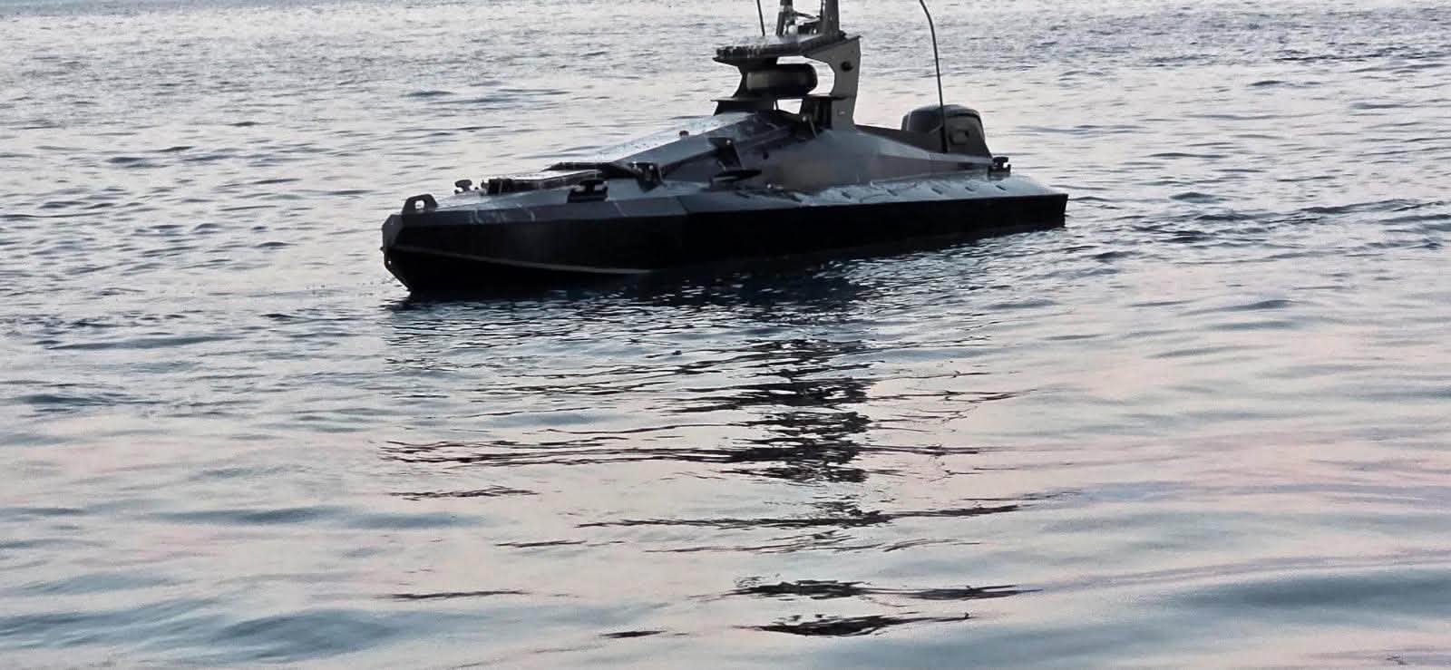 Drona marina incarcata cu explozibil distrusa de un F 16 romanesc in zona Neptun Deep MApN nu confirma incarcatura iar ministrul modifica postarea Incidentul surprins de un martor