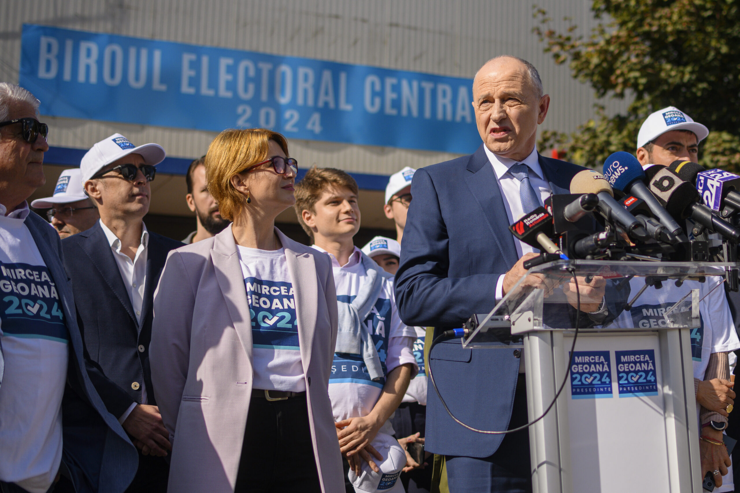 Fosta purtatoare de cuvant a campaniei lui Mircea Geoana ar urma sa conduca PNL Sector 2 Sanda Nicola propusa pentru functia de sef interimar