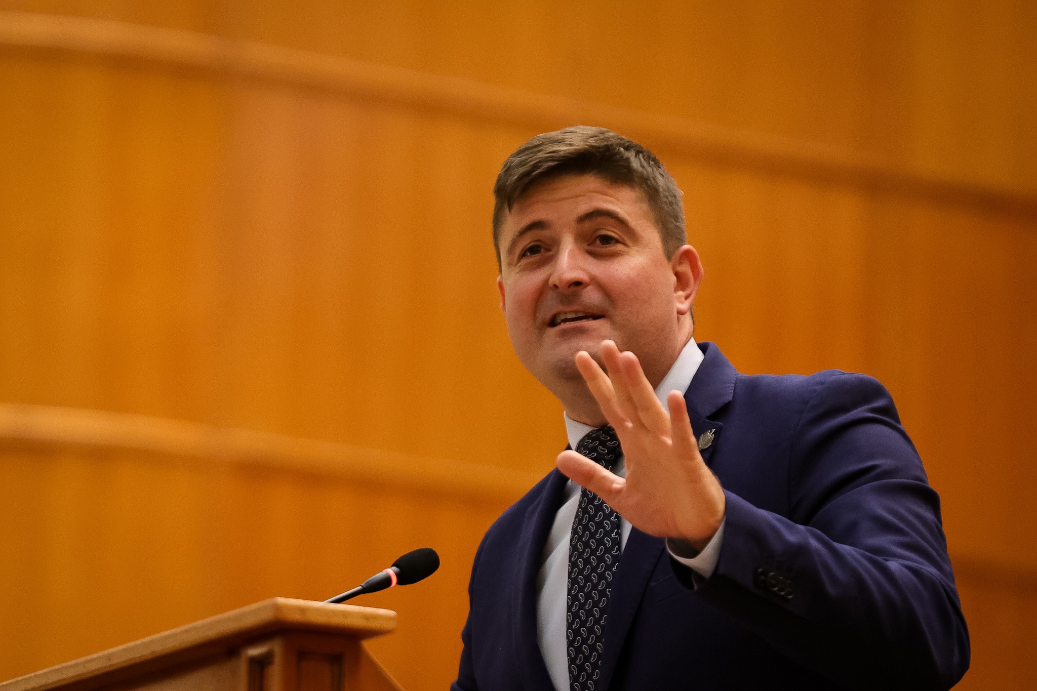 Legea Integrității revine în atenția Parlamentului. Cum propune USR publicarea declarațiilor de avere ale demnitarilor pentru a asigura constituționalitatea legii. 2 Legea Integritatii revine in atentia Parlamentului Cum propune USR publicarea declaratiilor de avere ale demnitarilor pentru a asigura constitutionalitatea legii