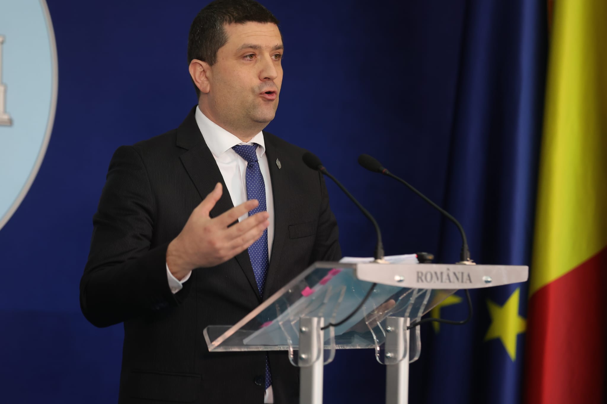 Miruță, despre scufundarea barjelor: O soluție pentru menținerea reactorului de la Cernavodă în funcțiune pentru încă câteva zile. 2 Miruta despre scufundarea barjelor O solutie pentru mentinerea reactorului de la Cernavoda in functione pentru inca cateva zile