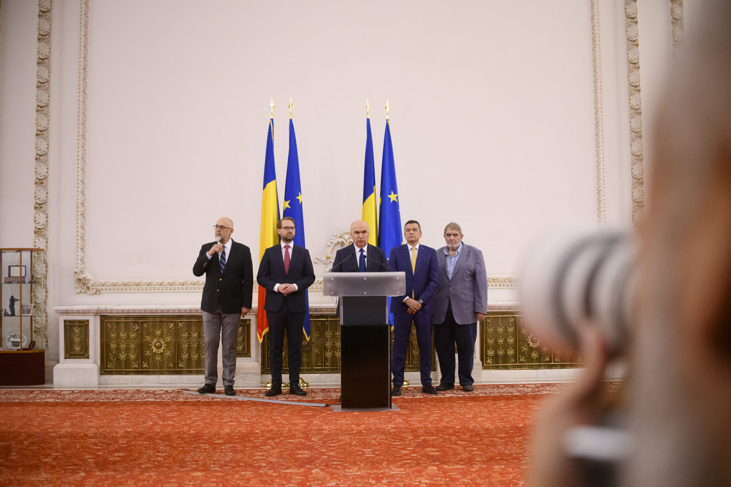 Nicușor Dan, întâlnire cu conducătorii PSD, PNL, USR și UDMR pentru discuții despre legea salarizării. 2 Nicusan Dan inti lnire cu conducatorii PSD PNL USR si UDMR pentru discutii despre legea salarizarii