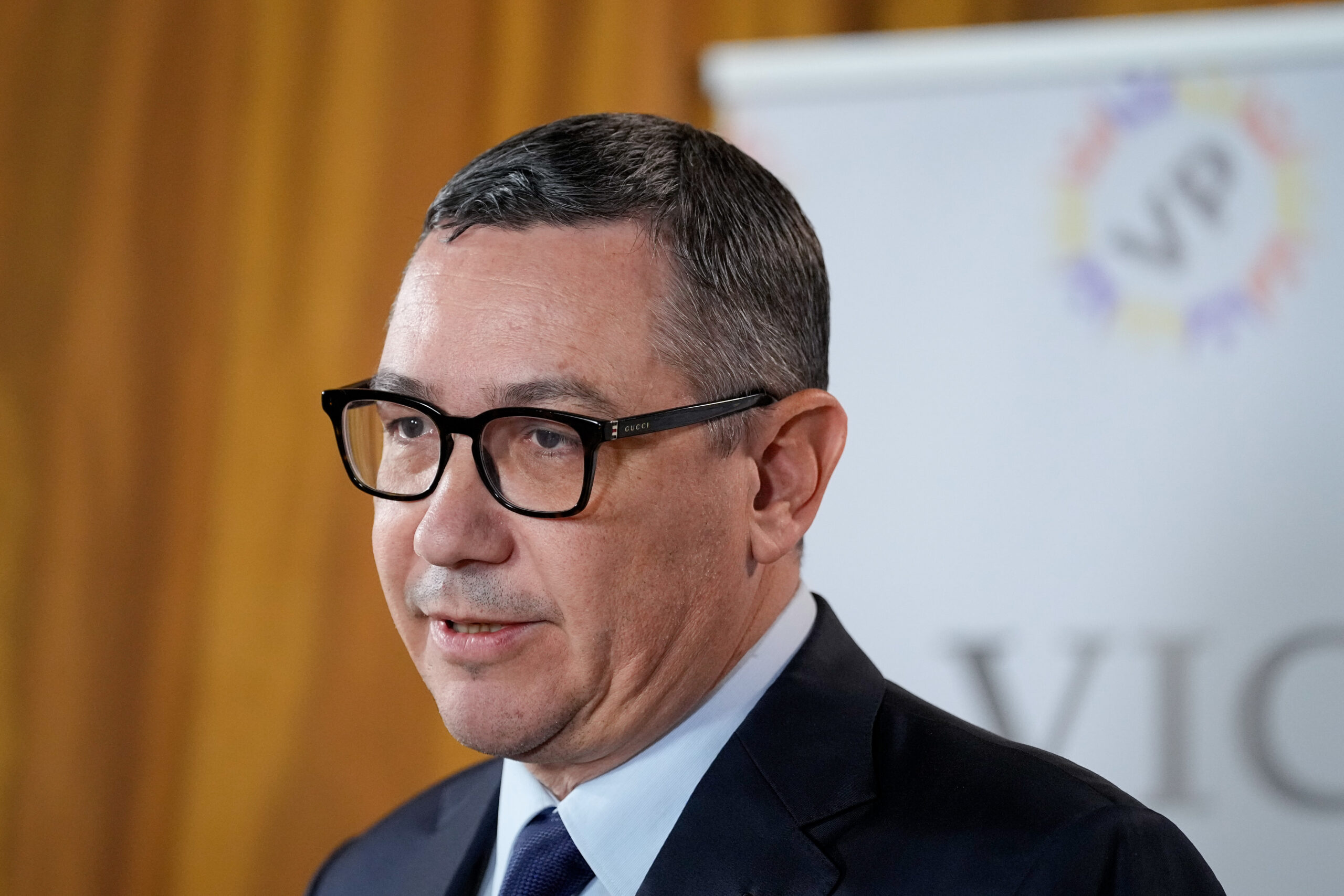 Ponta, atac dur la Miruță: „Omul este foarte prost. Odată, te împușcau pentru așa ceva” 2 Ponta atac dur la Miruta Omu este foarte prost Odata te impuscau pentru asa ceva