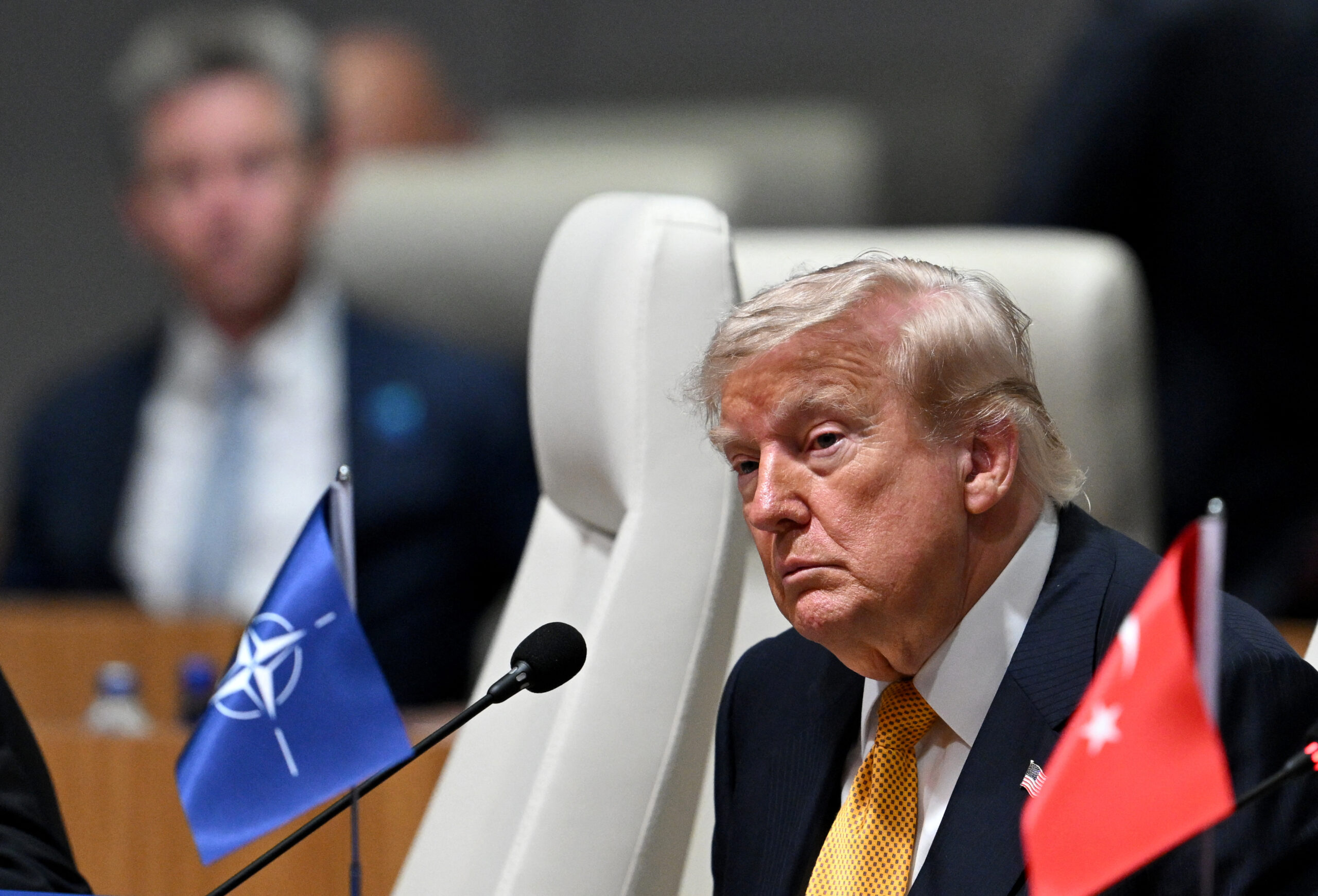 Statele NATO din Europa de Est fac front comun cu Trump. I-au pregătit o ofertă financiară liderului SUA. 2 Statele NATO din Europa de Est fac front comun cu Trump I au pregatit o oferte financiara liderului SUA