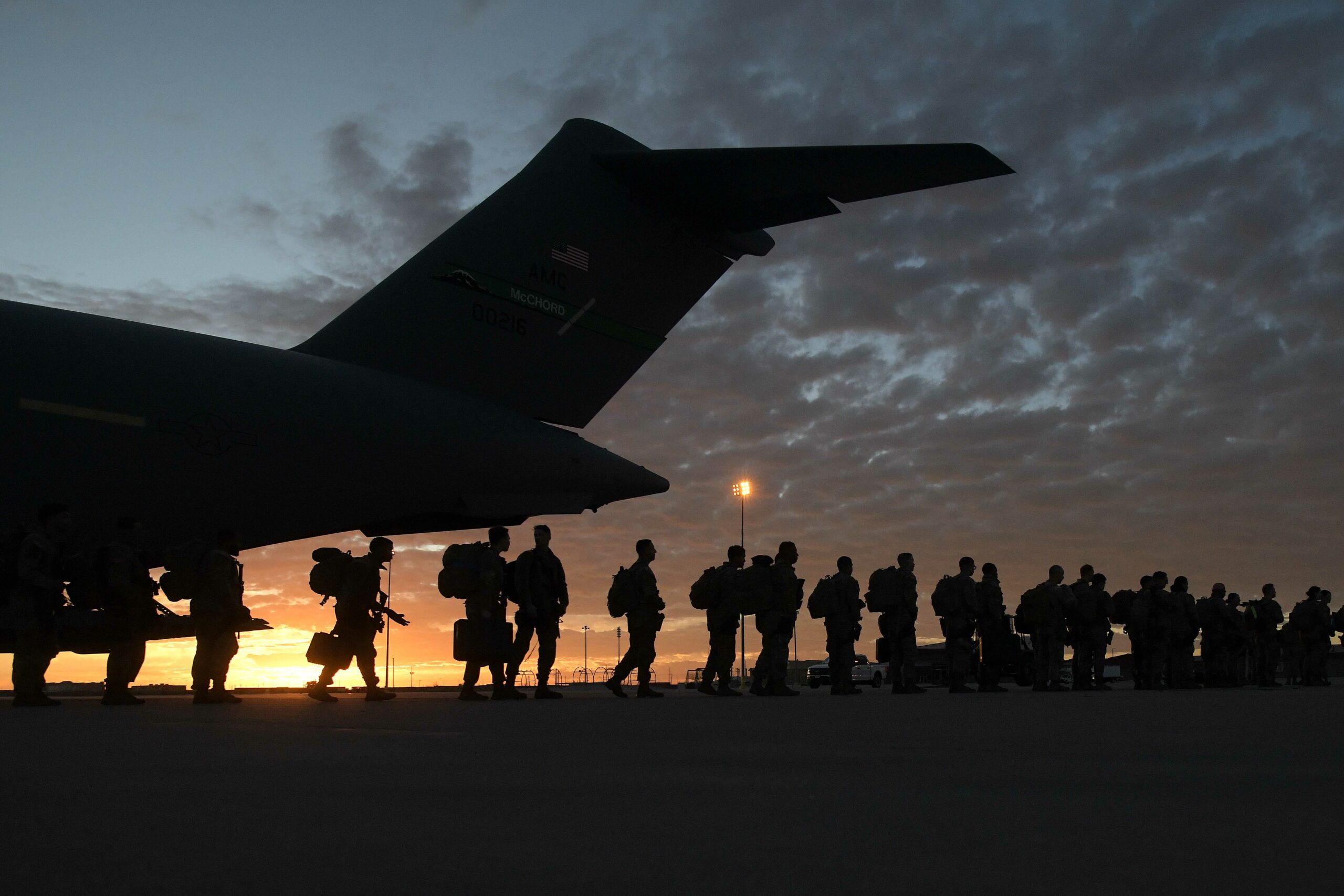 Surse: Militarii americani ar putea fi retrași dintr-o zonă conflictuală a lumii. 4 Sursele Militarii americani ar putea fi retrasi dintr o zona conflictuala a lumii