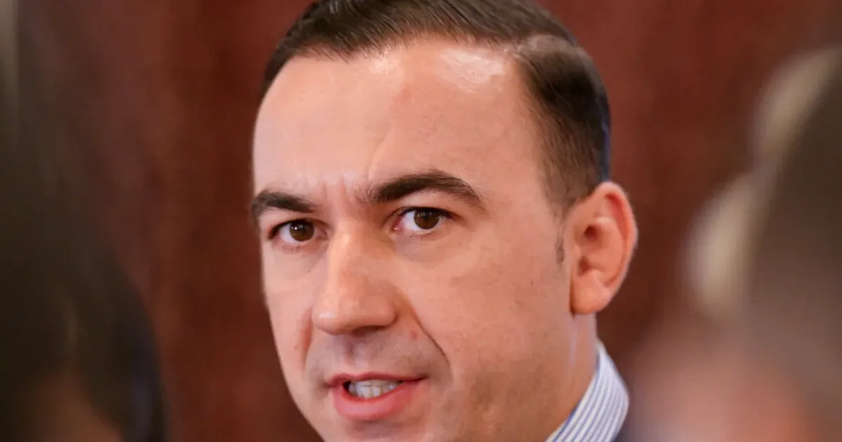 Bogdan Ivan acuză guvernul de scumpirea carburanților