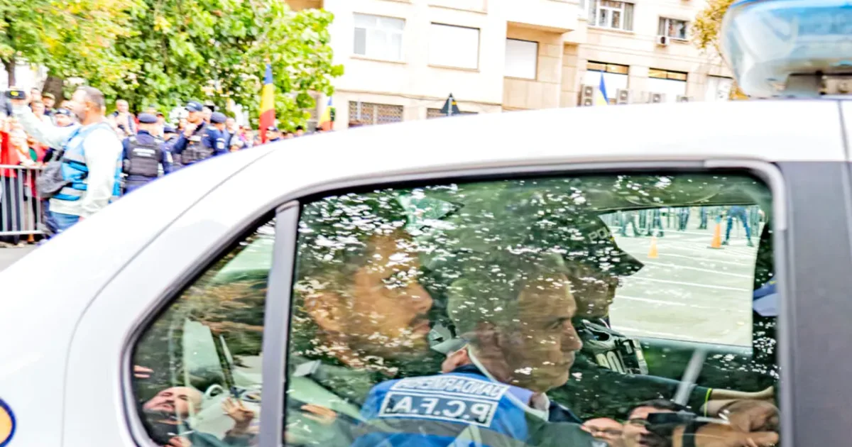 Călin Georgescu refuză mâncarea din arest. Drepturile fostului prezidențiabil