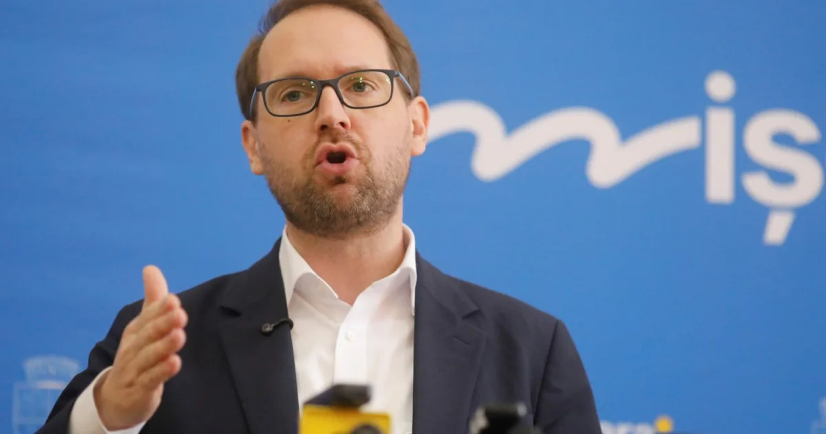 Fritz publică lista „avertizărilor” primite: „Te cumpăr și pe tine”, „Mor cu voi de gât” 3 Fritz publică lista „avertizărilor” primite: „Te cumpăr și pe tine”, „Mor cu voi de gât”