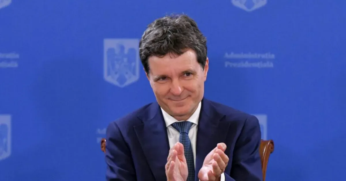 Guvernul Mureșan a căzut. Ce urmează pentru Nicușor Dan