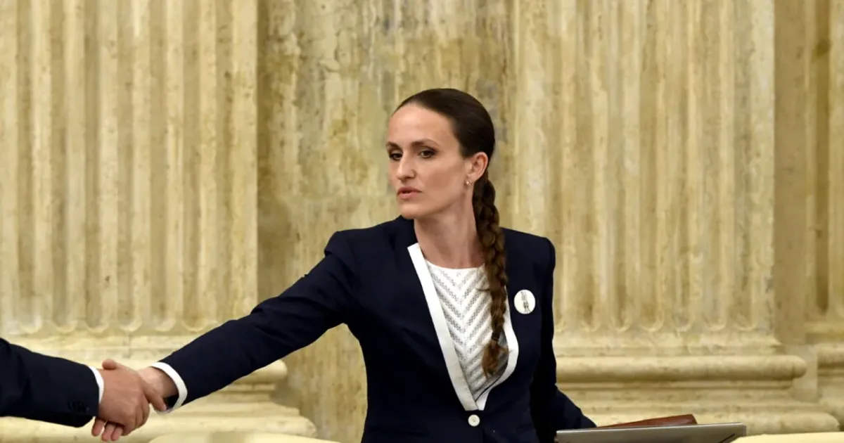 Oana Țoiu: Fără educație, vulnerabilitatea la dezinformarea rusă crește 2 Oana Țoiu: Fără educație, vulnerabilitatea la dezinformarea rusă crește