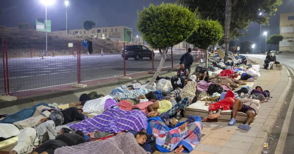 UE ia măsuri după criza din Ceuta. Plan pentru prevenirea sosirilor masive de migranți 3 UE ia măsuri după criza din Ceuta. Plan pentru prevenirea sosirilor masive de migranți