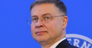 CE respinge relaxarea regulilor bugetare pentru Italia și Grecia