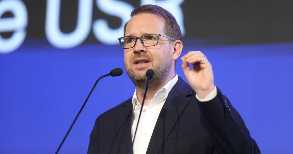Dominic Fritz critică PSD la Congresul USR de la Timișoara: „Guvernăm din opoziție” 1 Dominic Fritz critică PSD la Congresul USR de la Timișoara: „Guvernăm din opoziție”
