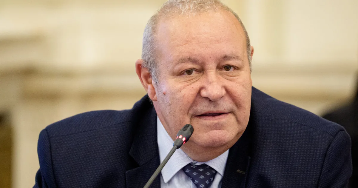 Fenechiu, despre plecările din PNL: nu mergi la război cu mercenari 2 Fenechiu, despre plecările din PNL: nu mergi la război cu mercenari