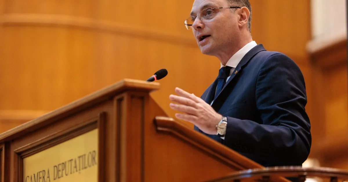 Luca Niculescu, primul discurs ca premier: Încheiem azi cinci luni de criză politică