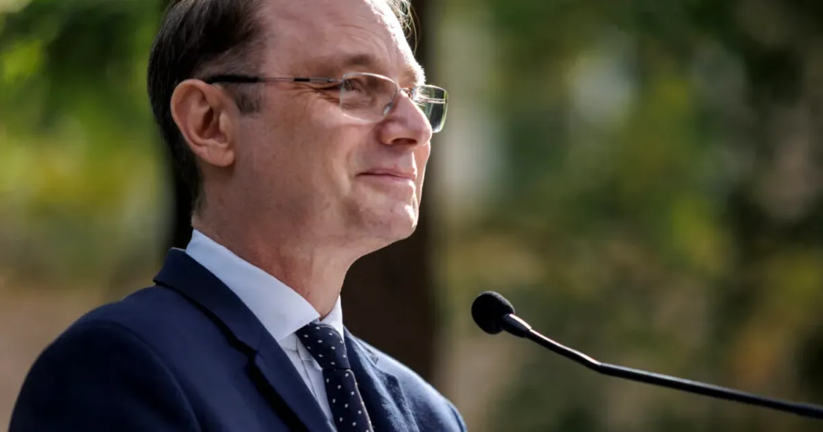 Niculescu: La negocieri e bine să ne gândim la o înțelegere politică asumată