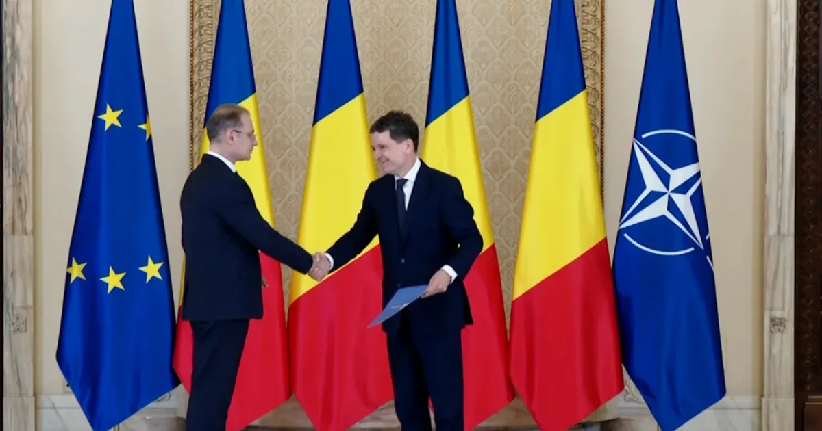 Nicușor Dan și Luca Niculescu, primele declarații după învestirea Guvernului