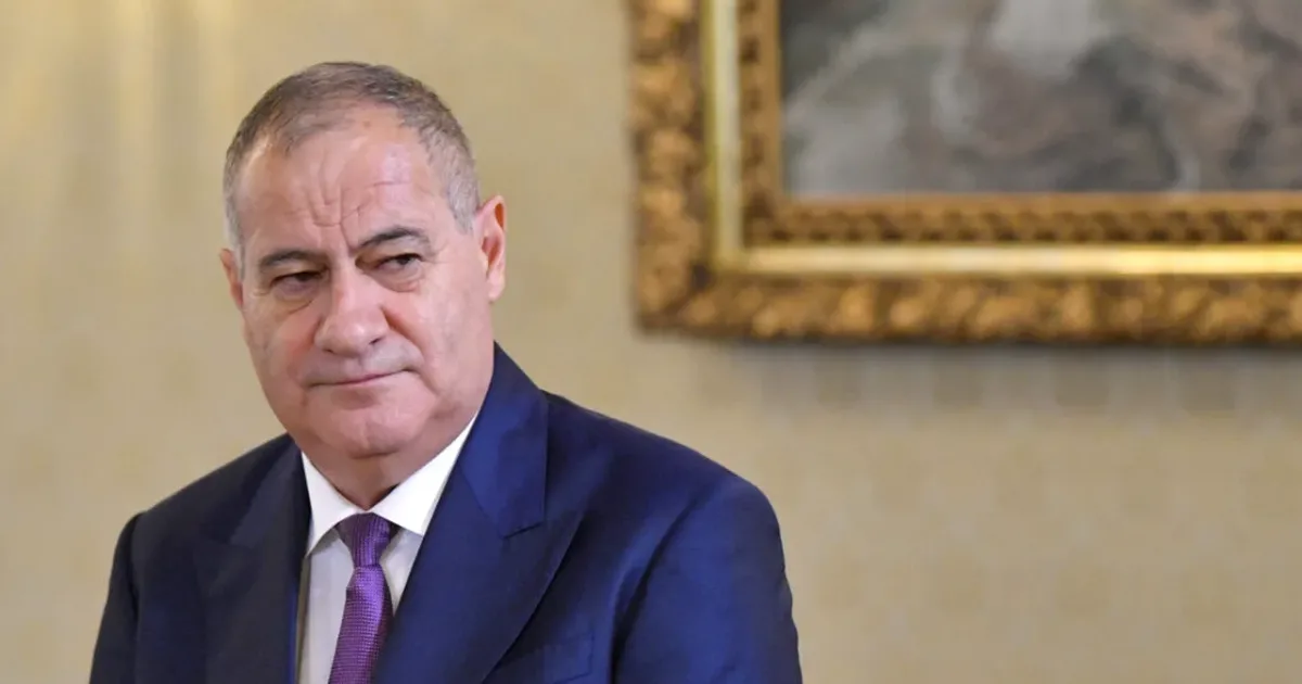 PSD și PNL fac schimb de poziții în stat. Neacșu: Exercițiu care ne folosește ambelor 2 PSD și PNL fac schimb de poziții în stat. Neacșu: Exercițiu care ne folosește ambelor