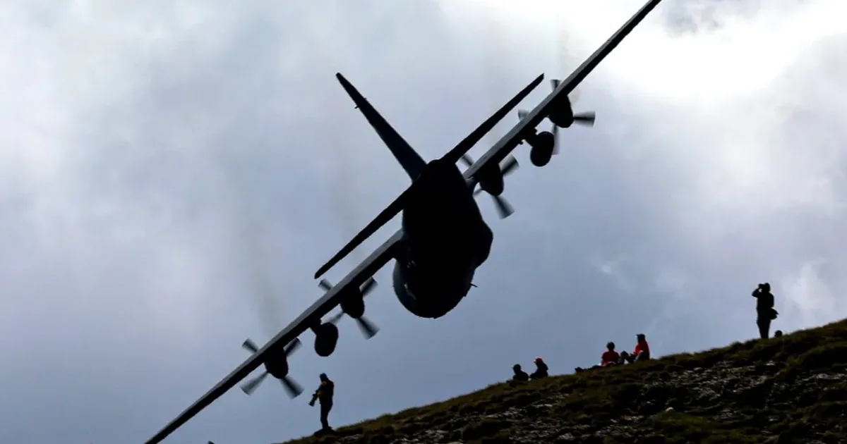 România primește gratuit o nouă aeronavă Hercules pentru flota militară 2 România primește gratuit o nouă aeronavă Hercules pentru flota militară