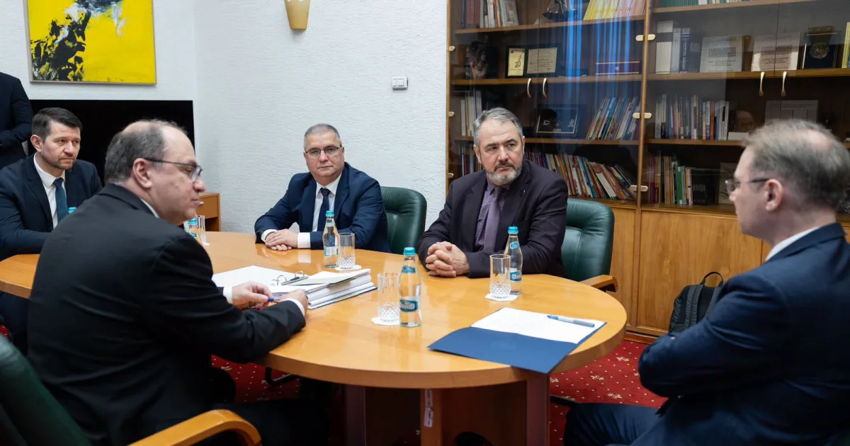Sorin Costreie, instalat la Ministerul Educației. Mesajul premierului 2 Sorin Costreie, instalat la Ministerul Educației. Mesajul premierului