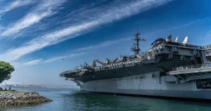 SUA trimit încă un portavion lângă Iran. Forță navală formidabilă se adună în regiune