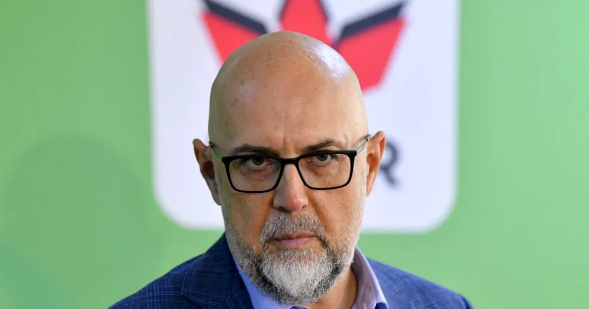 UDMR discută joi cu Luca Niculescu. Kelemen Hunor: Participarea la guvern e secundară 2 UDMR discută joi cu Luca Niculescu. Kelemen Hunor: Participarea la guvern e secundară