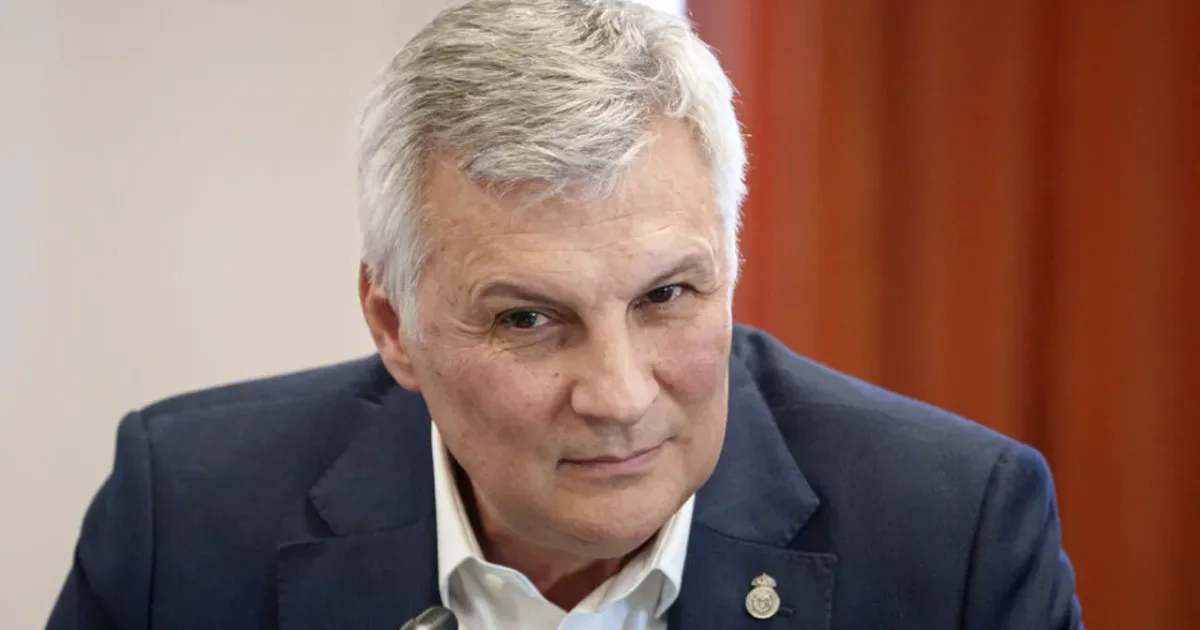 Viitorul ministru PSD al Economiei anunță concedieri: pleacă numirile politice 3 Viitorul ministru PSD al Economiei anunță concedieri: pleacă numirile politice